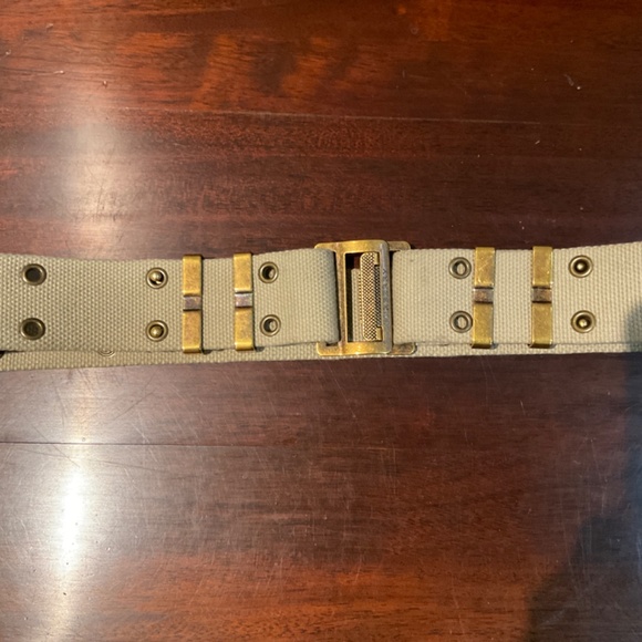 Burberry  Beige Canvas Eyelet Belt 30”/75cm - Picture 15 of 15